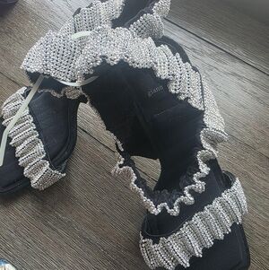 Gianni Bini Glam Sparkling Black and Silver Sandals